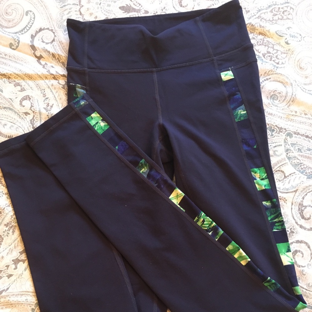 Athleta small tall high rise leggings.